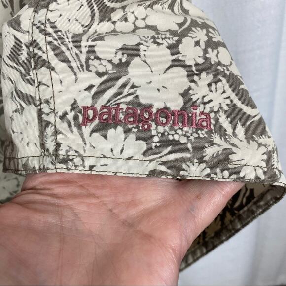 Patagonia Brown&Tan Tropical Floral Board Shorts Sz.32 - Picture 8 of 12